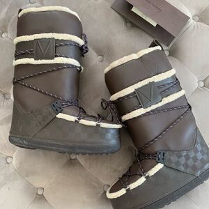 Louis Vuitton limited edition snowstorm boots - men size